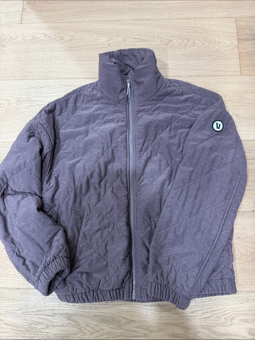 Vuori Quilted Jacket - Mauve - Excellent Condition